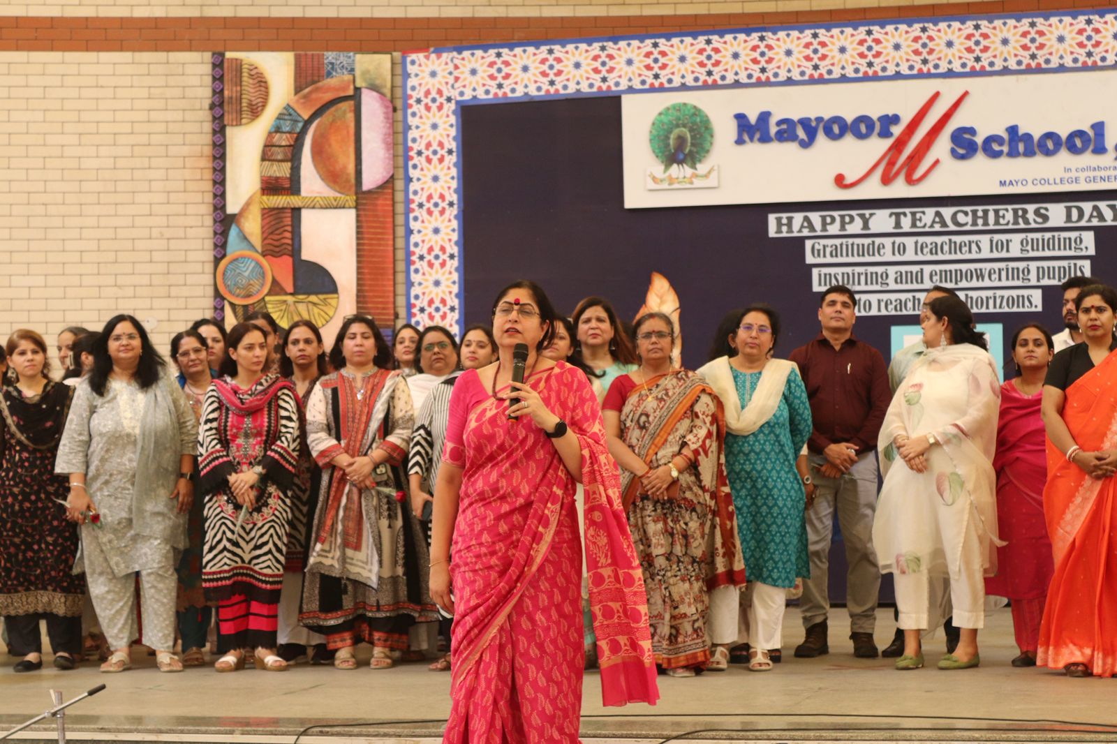 Gratitude in Action: Teachers' Day Celebrations at Mayoor